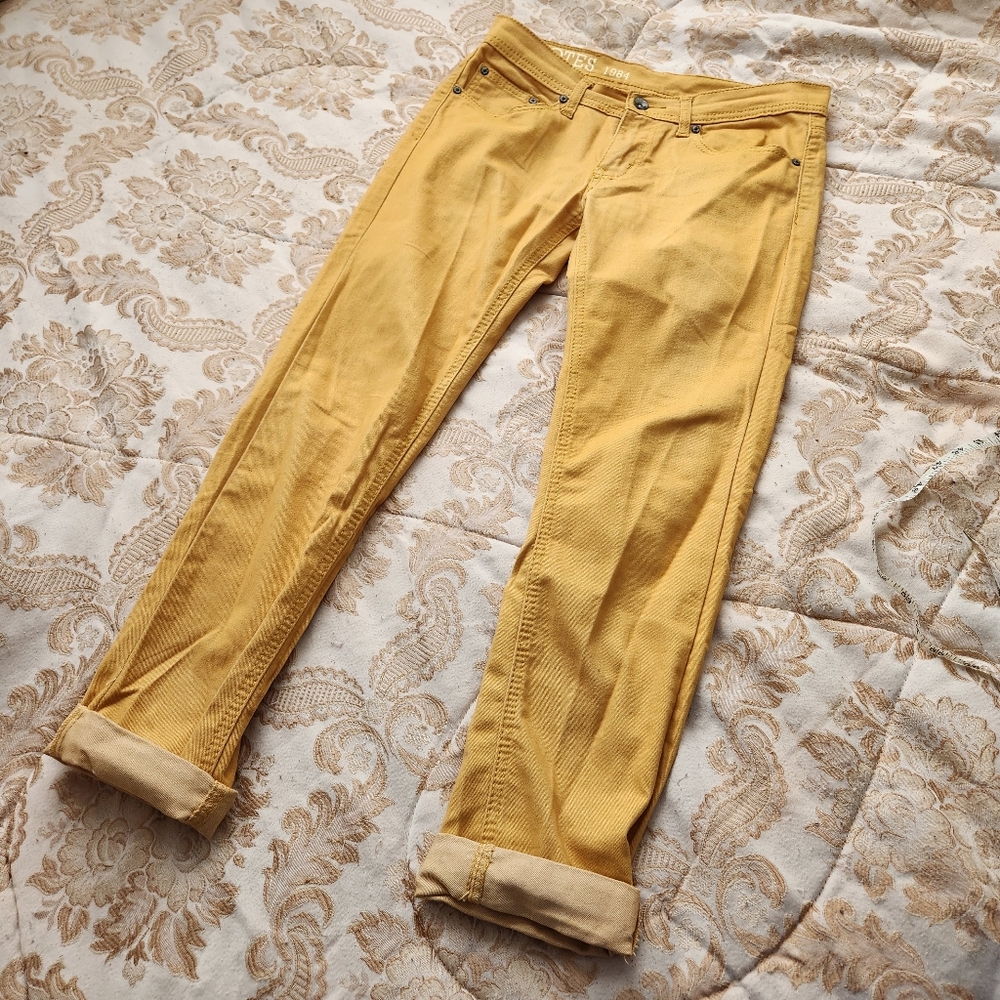Yellow Low Rise Skinny Jeans Sz 32